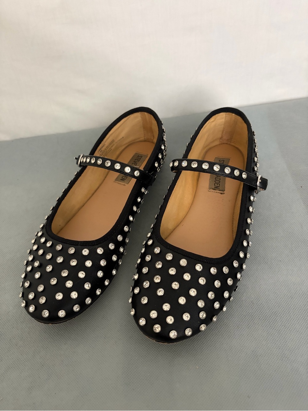 Steve Madden Womens 7.5M Vinetta-R Black Rhinestone Mary Jane Flats(B285)